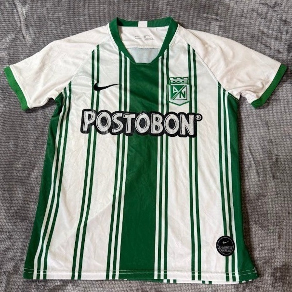 Nike Atletico Nacional Soccer Jersey Mens Small Green White Striped Aeroswift